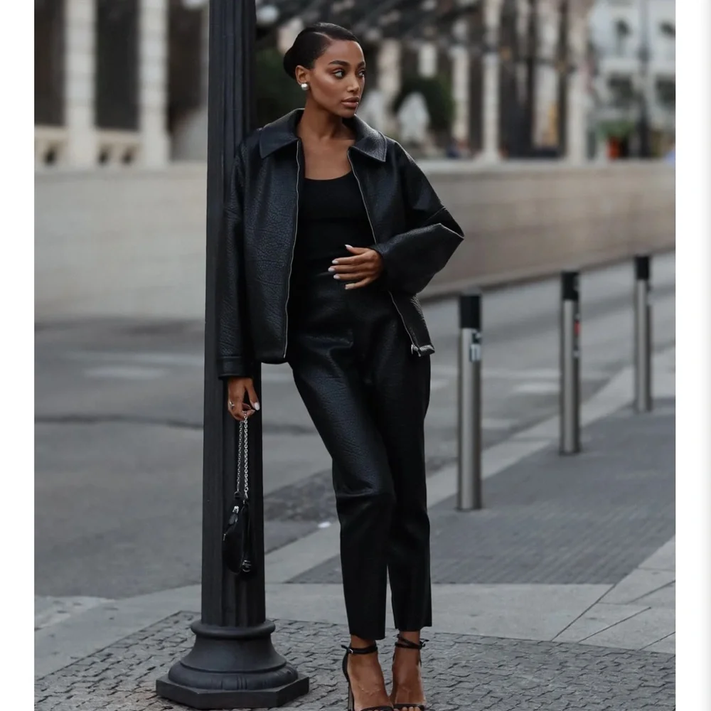 Women’s Jacket-Elegant Black - Picture 7 of 15